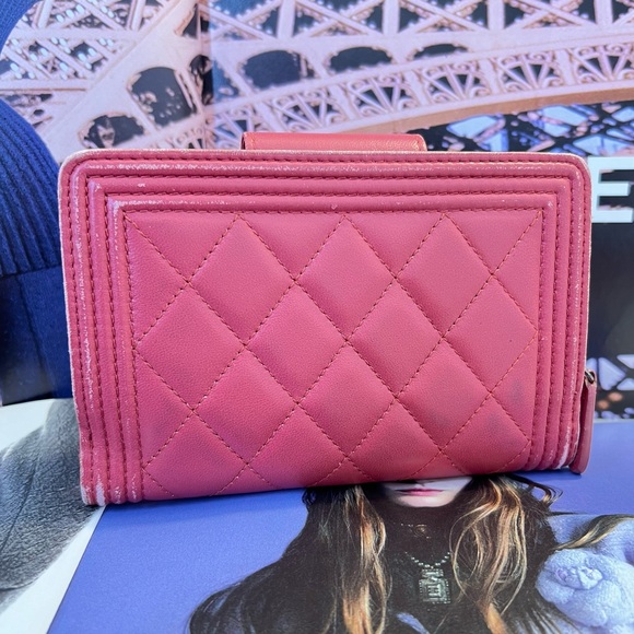 Auth CHANEL Wallet • L Zip Pocket in Quilted Gradient Pink Leather Authentic - Picture 12 of 13
